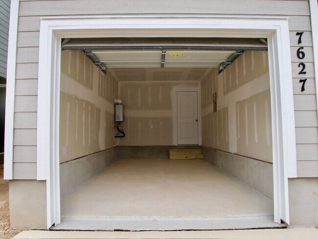 Building Photo - 7627 Chancery Gate