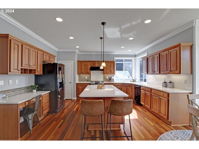 Building Photo - 11868 NW Permian Ct
