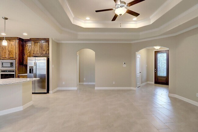 Building Photo - 2202 Crystal Bay Dr.