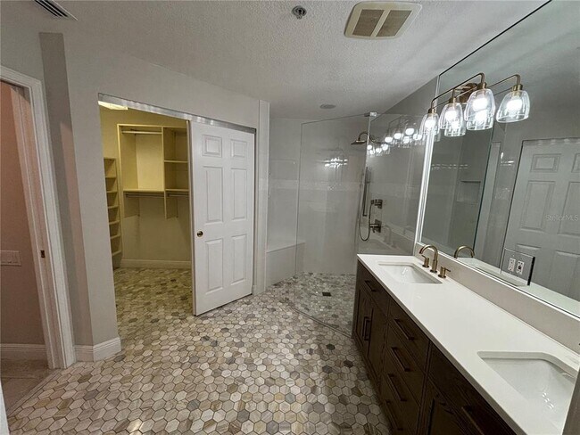Building Photo - 6536 Moorings Point Cir