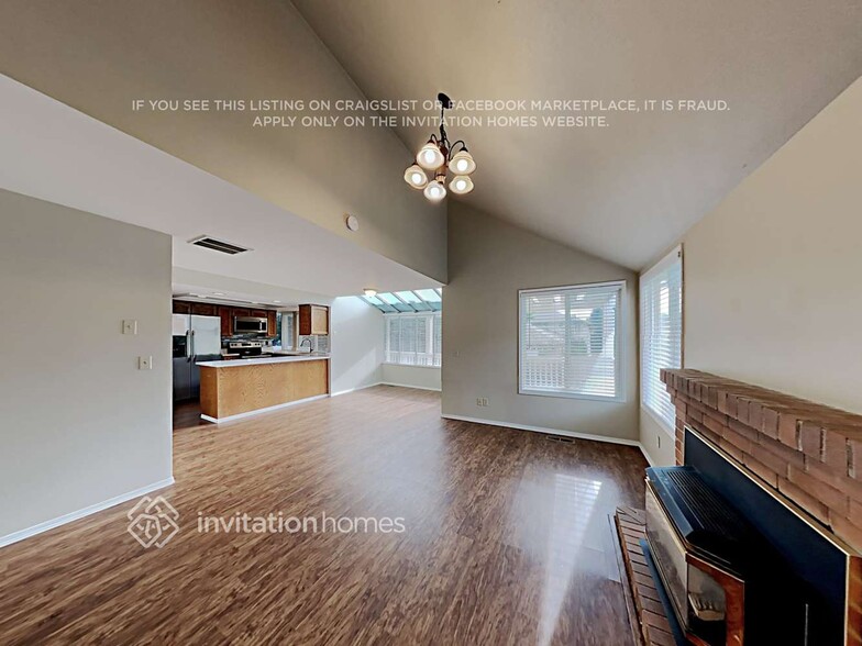 Building Photo - 12811 SE 282nd Way
