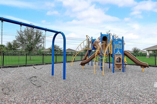 Building Photo - 1313 Trailwater St