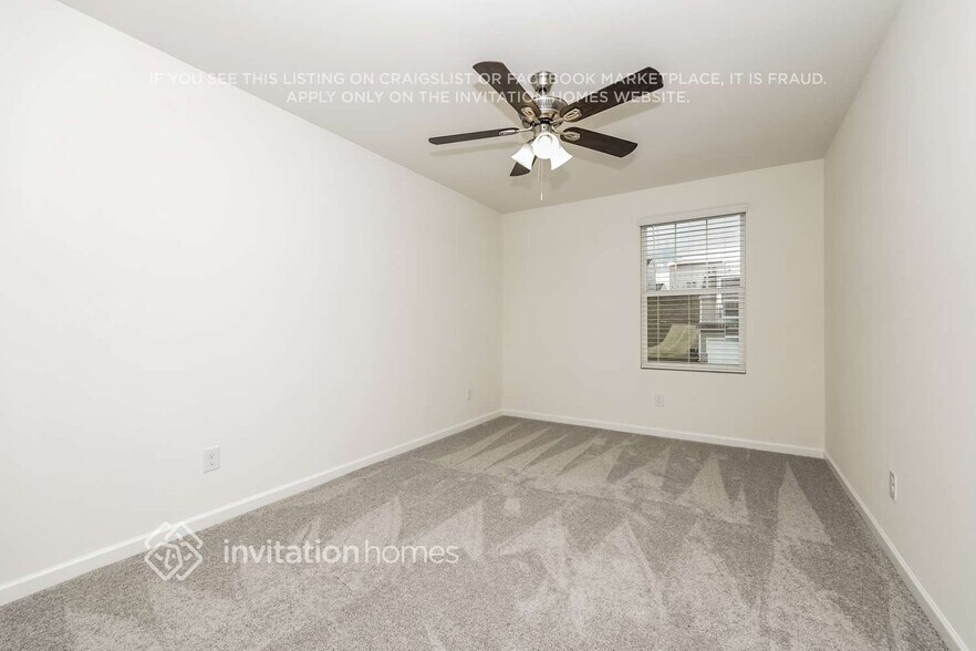 Building Photo - 2115 Youngfellow Dr