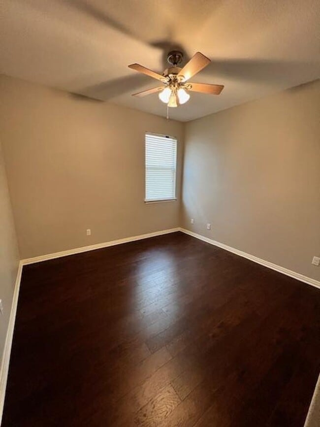 Building Photo - Executive One Story / 4 bedroom / Reserve ...