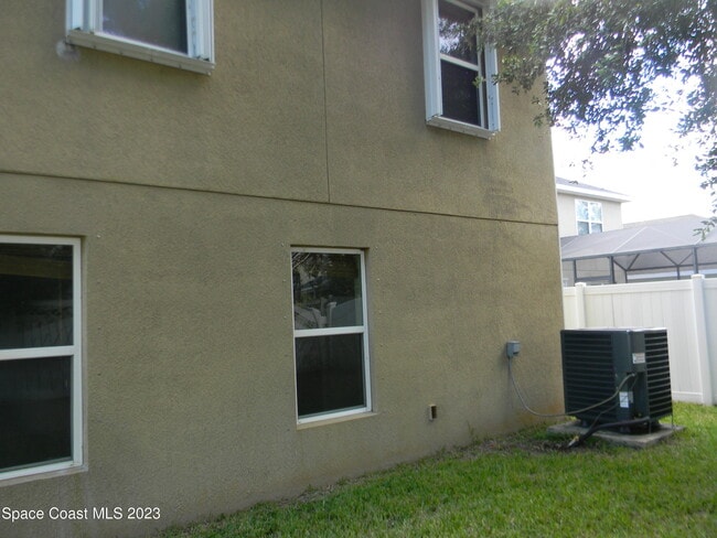 Building Photo - 1576 Alaqua Way