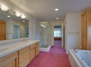 Building Photo - Classy Home in Prestigious Village Collection