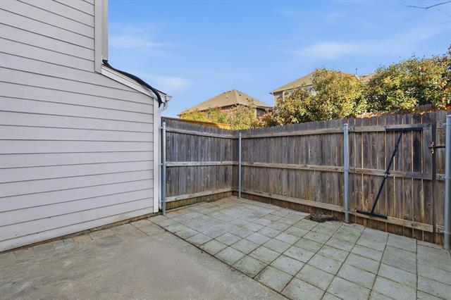 Building Photo - 11 Abbey Rd