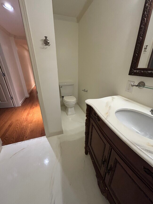 Building Photo - 10615 Honey Brook Cir