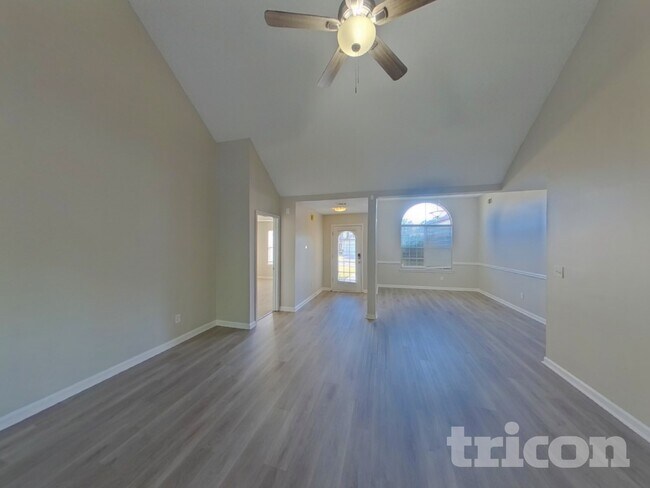 Building Photo - 1128 Misty Meadows Crossing