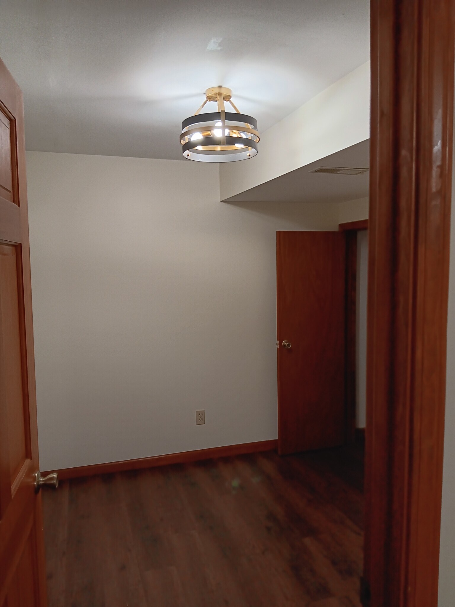 Building Photo - 530 Beacon Point Ln