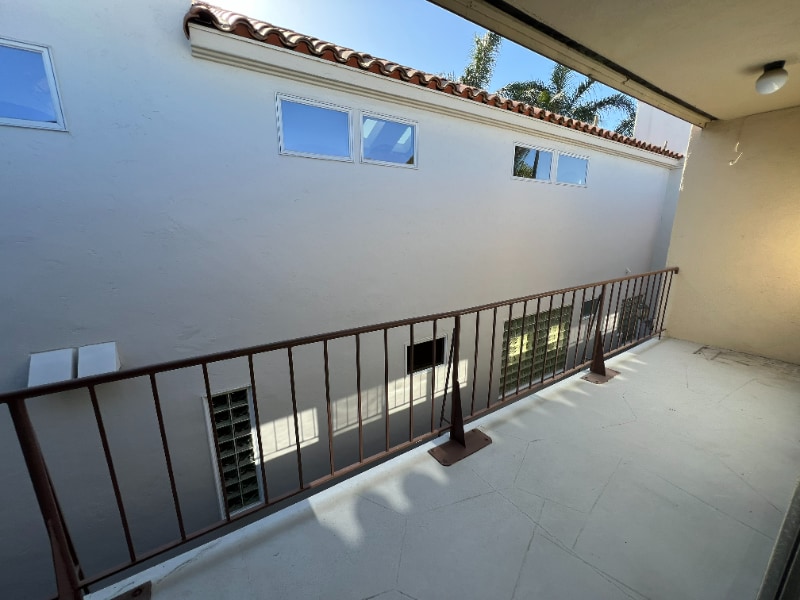 Building Photo - 244 5th St