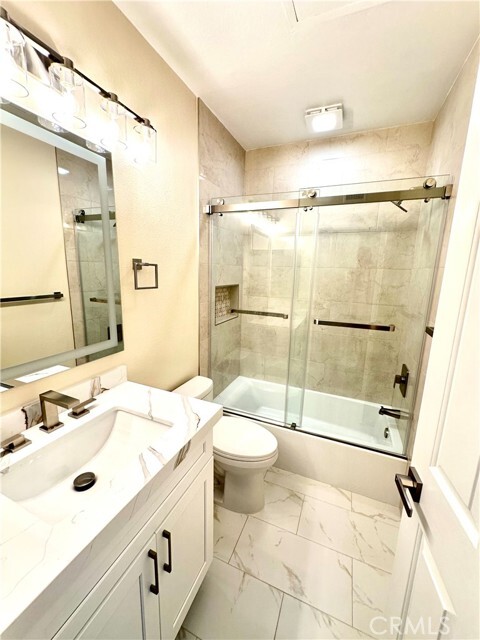 Building Photo - 505 Marinella Aisle