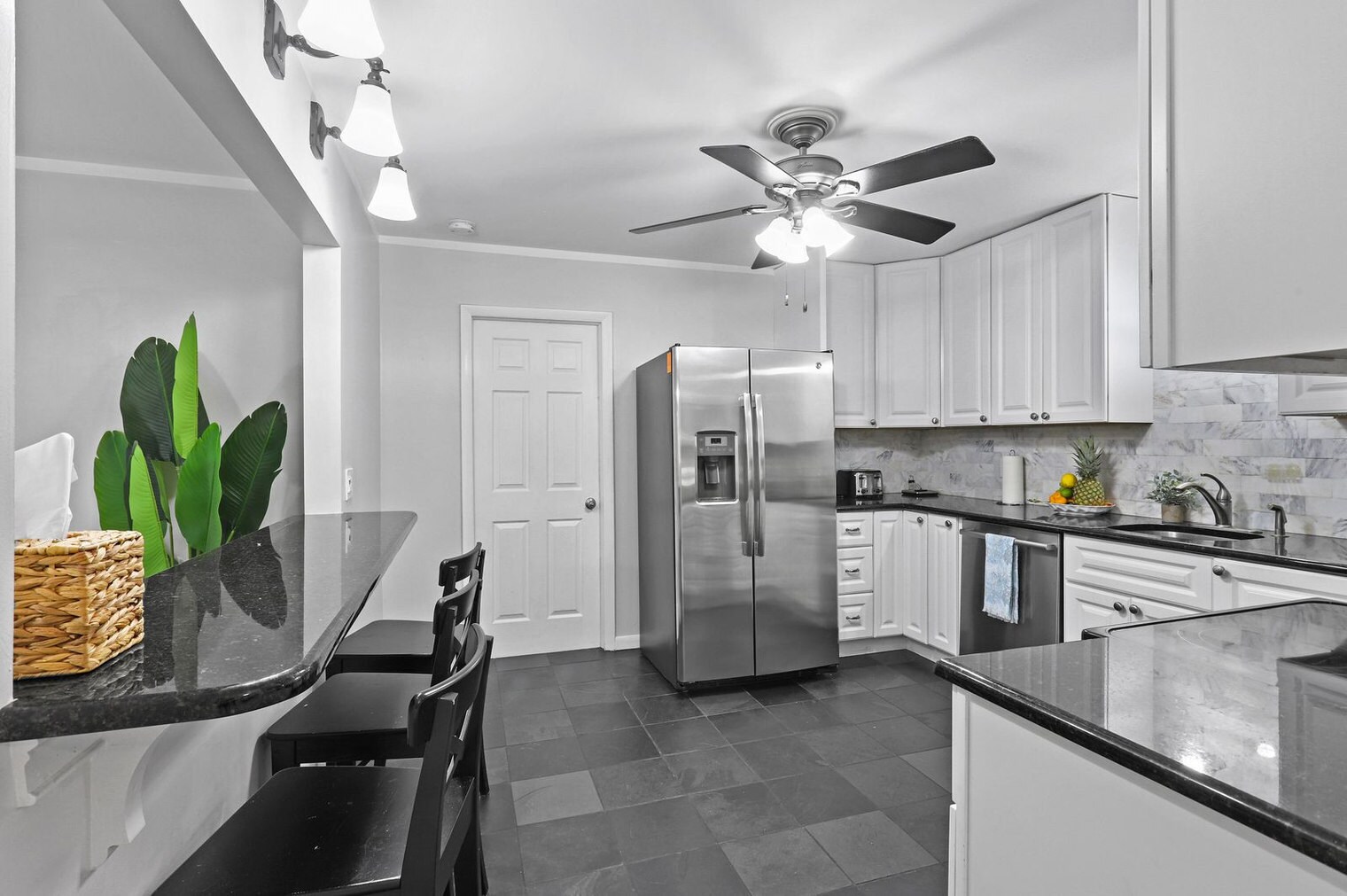 Building Photo - 4416 Fuschia Cir S