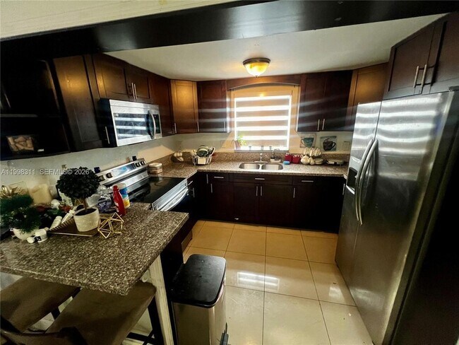 Building Photo - 1715 NW 180th Terrace