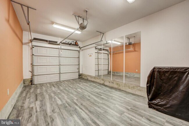 Building Photo - 2501 Sayles Pl SE