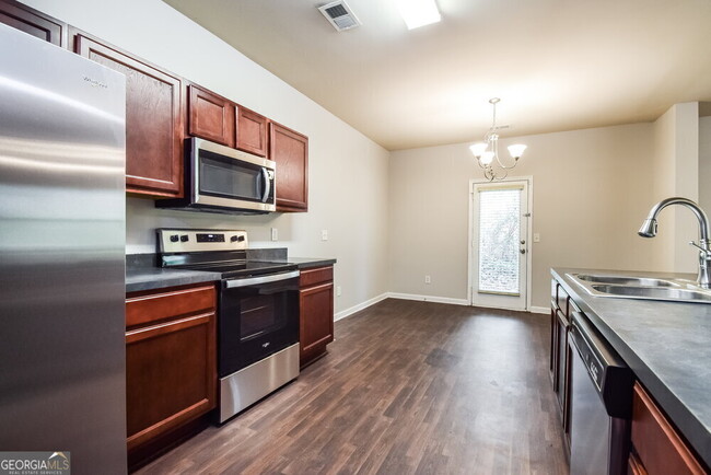 Building Photo - 118 Cassady Ln