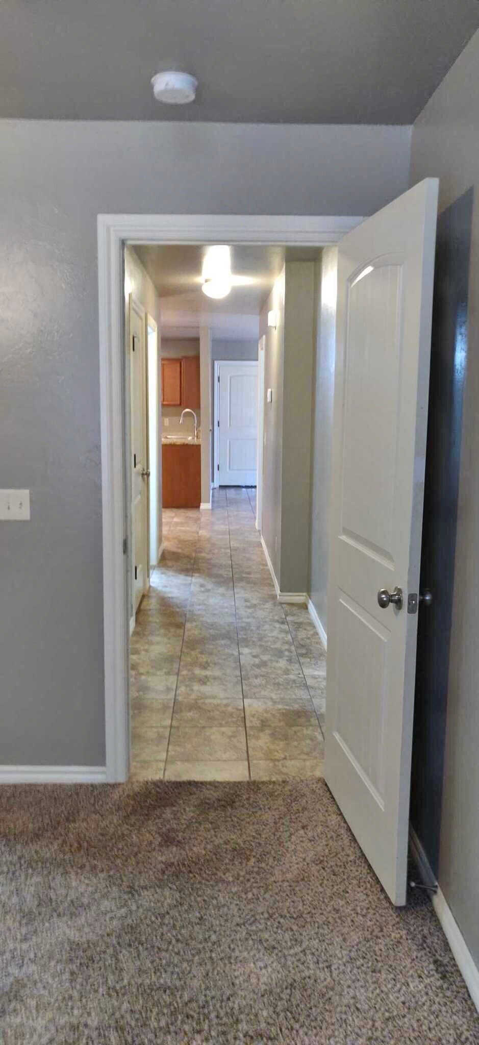 Building Photo - 205 Ashley Dr