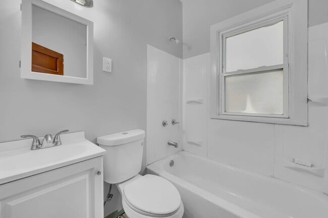 Building Photo - 7412 Worley Ave