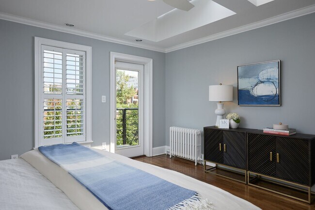 Building Photo - Historic Rowhouse in Central DC (Dupont) w...