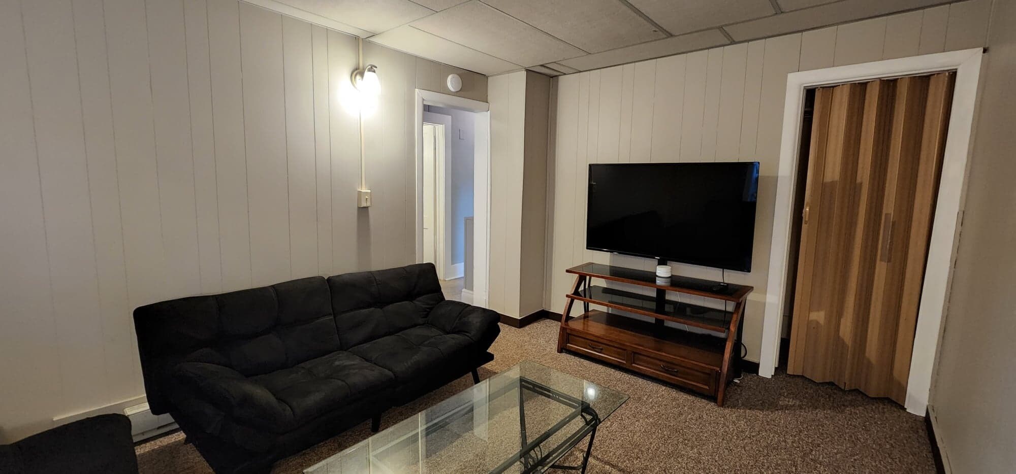 Building Photo - 17 Frank St