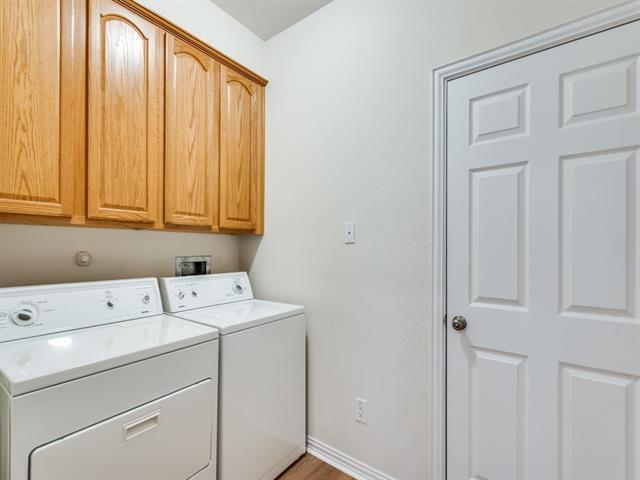 Building Photo - 2113 Broadstone Dr