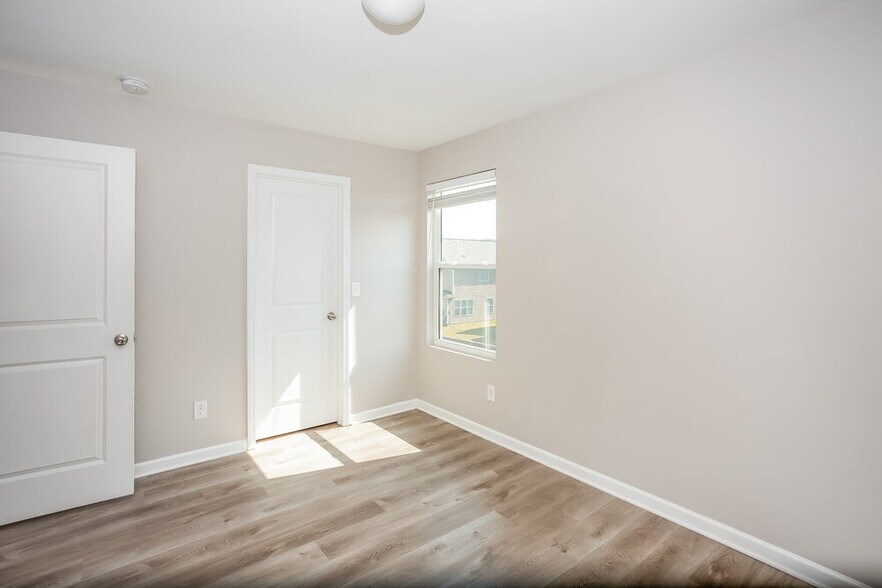 Building Photo - 12521 Palomino Dr