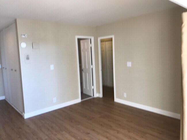 Building Photo - 270 Marin Blvd