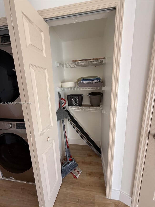 Building Photo - 3410 Coral Wy