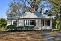 Building Photo - Cute Bungalow
