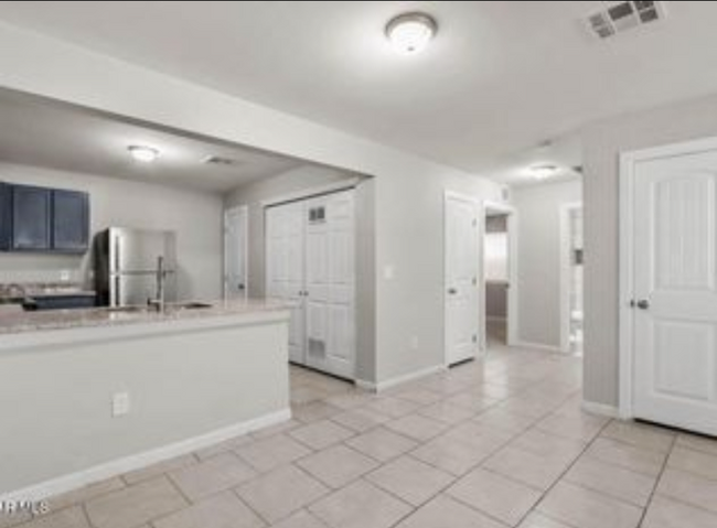 Building Photo - 3724 Keltner Ave