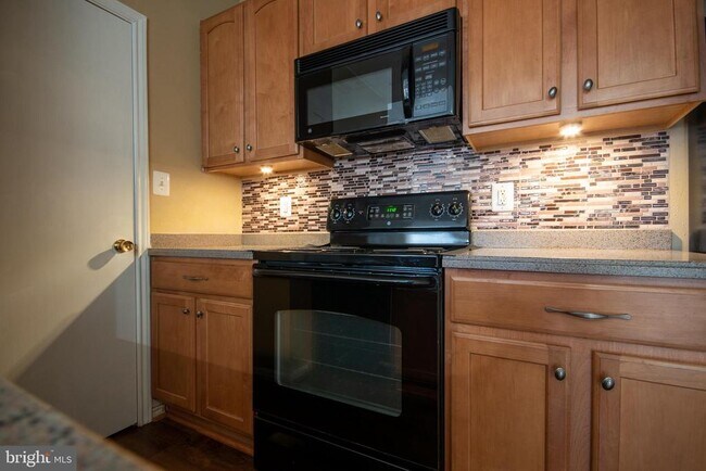 Building Photo - 12162 Penderview Ln