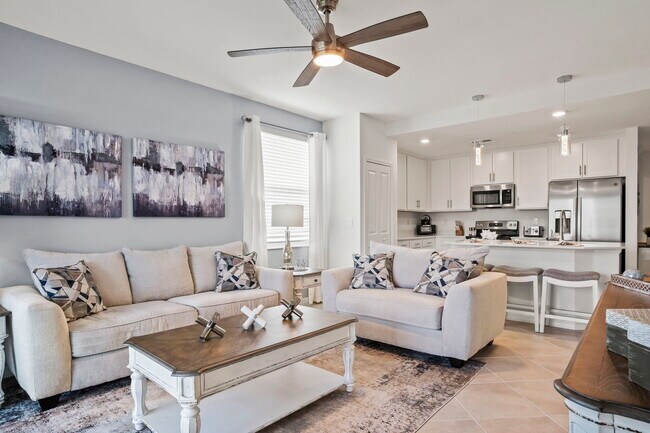 Building Photo - 12140 Wellen Golf St