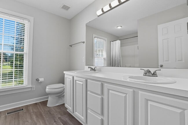 Building Photo - 3428 Buccaneer Ct