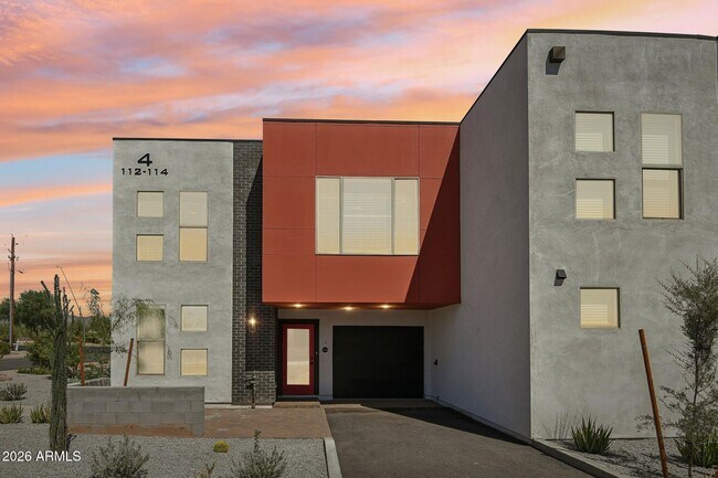 Building Photo - 630 N Power Rd
