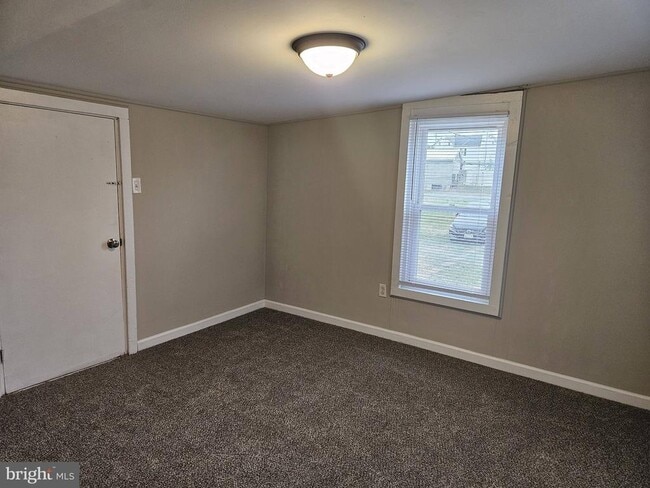 Building Photo - 10 W Frederick St