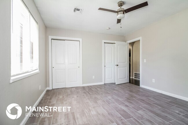 Building Photo - 1811 Westminster Pl