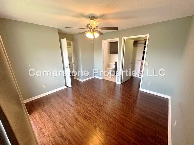 Building Photo - 94-545-545 Lumiaina St