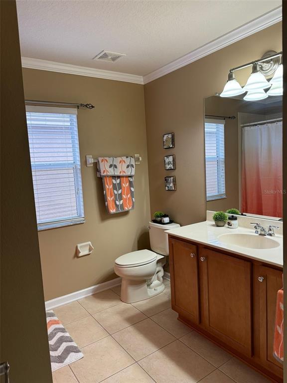 Building Photo - 14024 Wake Robin Dr