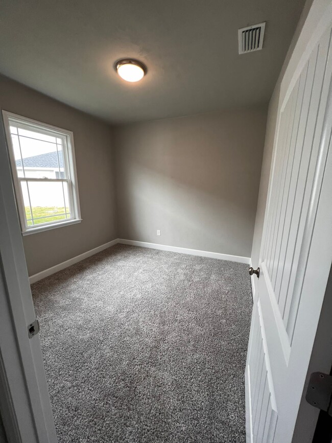 Building Photo - 1739 SW 248th Dr