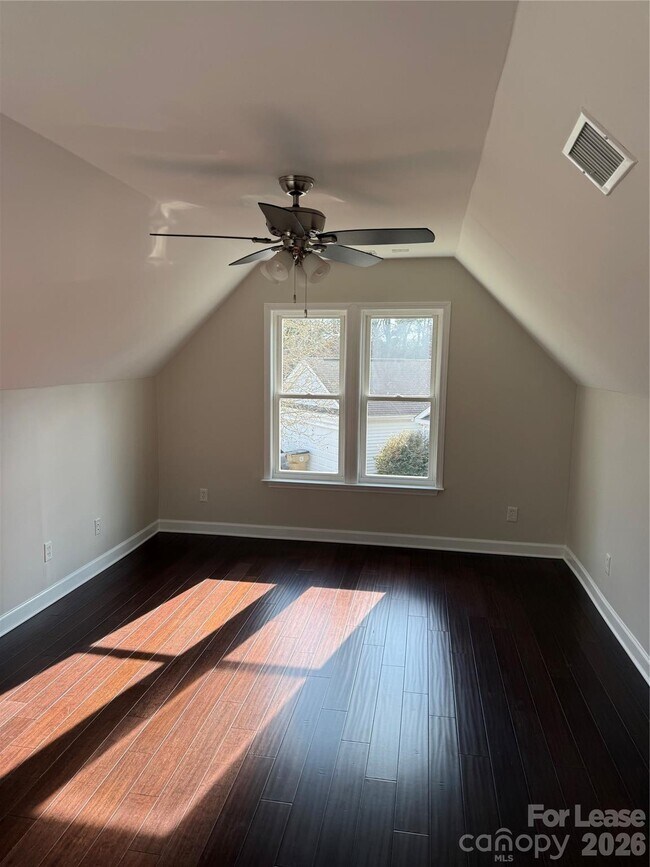 Building Photo - 3906 Crimson Wing Dr