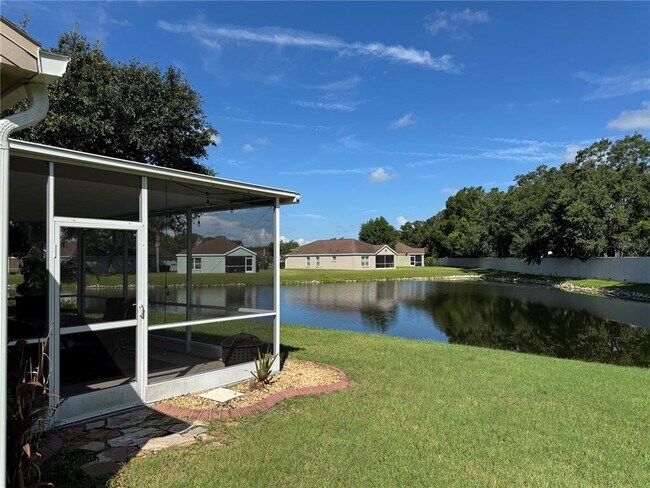 Building Photo - 5711 Lassies Way