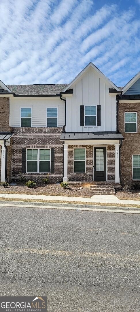 Primary Photo - 5420 Maple Grv Ln