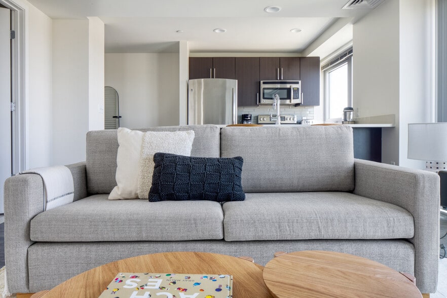 Building Photo - 22 Water St