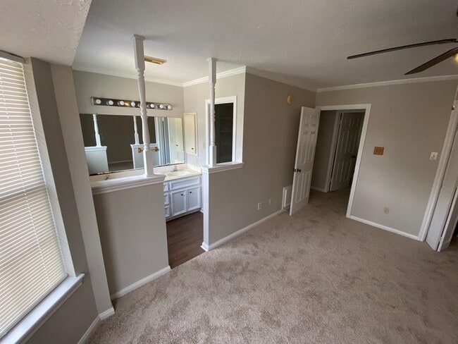 Building Photo - 3423 Berry Grove Dr
