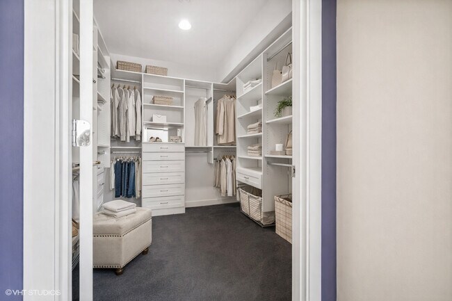 Building Photo - 737 W Washington Blvd