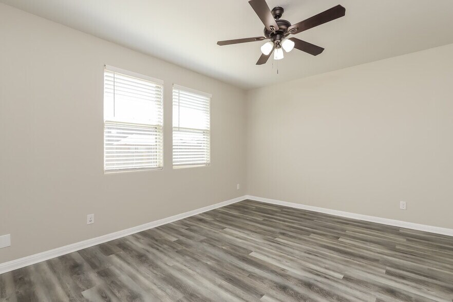 Building Photo - 9850 Red Iron Creek