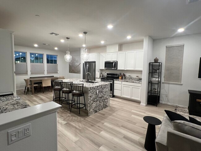 Building Photo - 24157 Amaranth Loop