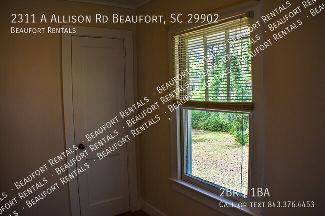 Building Photo - 2311 A Allison Rd Beaufort, SC 29902