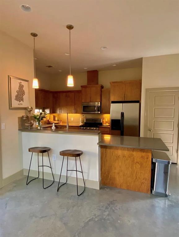 Building Photo - 903 Cardinal Ln