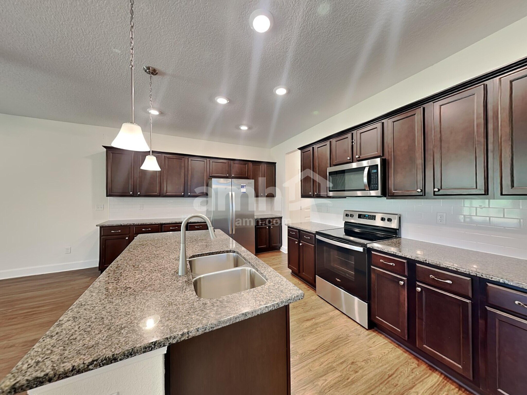 Building Photo - 1889 Silver Point